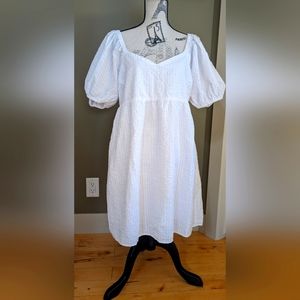 Old Navy Bell Sleeve Dress - Size Large